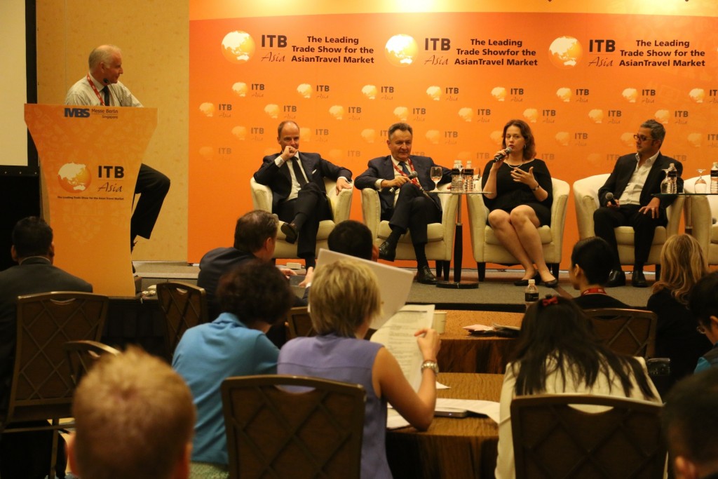 ITB Asia 2015 Opening Press Conference and Panel Discussion (L to R): John Bailey, Managing Director, Ketchum Singapore (moderator), Dr. Christian Göke, Chief Executive Officer, Messe Berlin, Dr Michael Frenzel, Chairman, World Travel & Tourism Council (WTTC), Ms. Mieke De Schepper, Vice President, APAC Expedia Inc. and Mr. Julian Persaud, Regional Director for APAC, Airbnb, Inc.