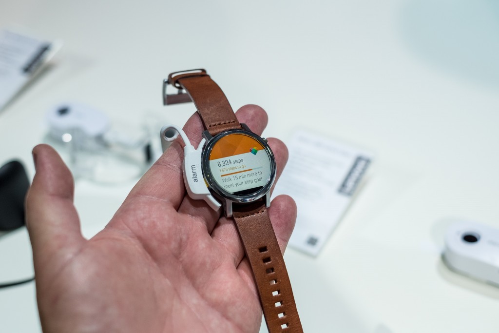 moto 360