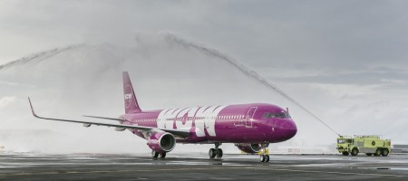 WOW Air is letting Snapchat junkies travel for free