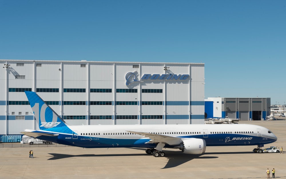 boeing 787-10