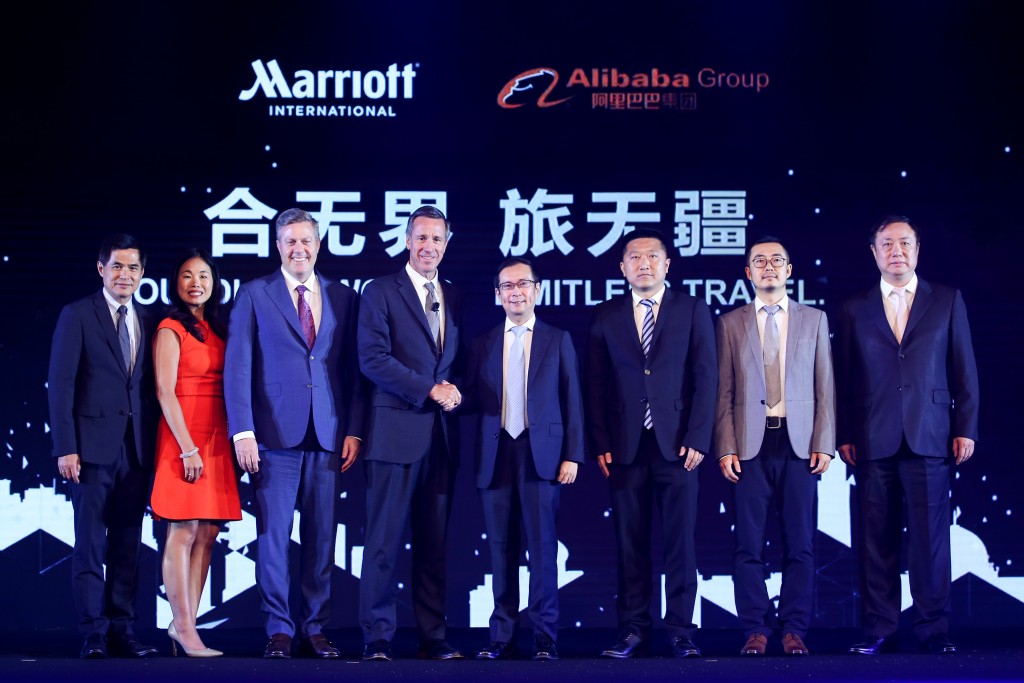 From left to right: l Stephen Ho, Chief Executive Officer, Greater China Marriott International; Peggy Fang Roe, Chief Sales and Marketing Officer, Asia Pacific, Marriott International; Craig S. Smith, President & Managing Director – Asia Pacific, Marriott International; Arne M. Sorenson, President and Chief Executive Officer, Marriott International; Daniel Zhang, Chief Executive Officer, Alibaba Group; Li ShaoHua, Alibaba Group, Vice President, Fliggy President; Jiang Fan, Alibaba Group, Head of Mobile Taobao; David Chai, Fliggy Vice President  